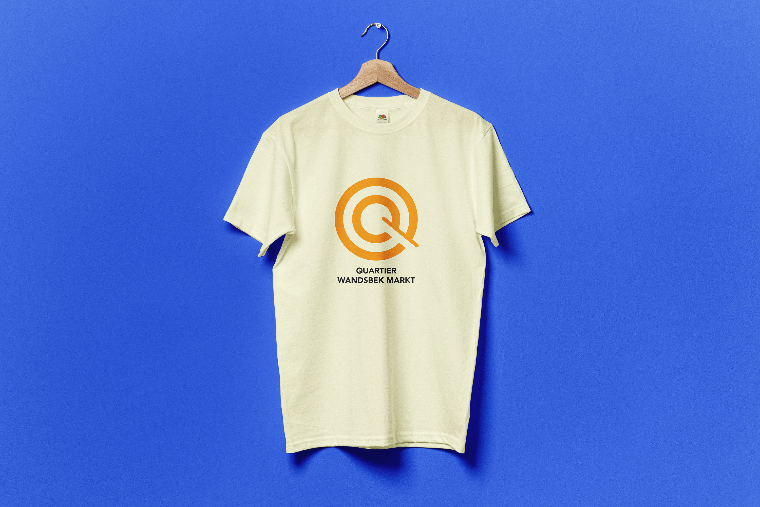 Hanging_T-Shirt_Mockup